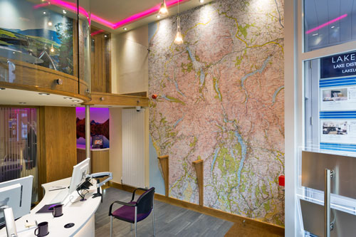 Lakelovers wallpaper map and mural
