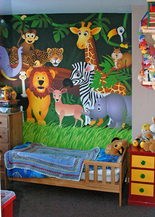Luca bedroom animal wallpaper mural