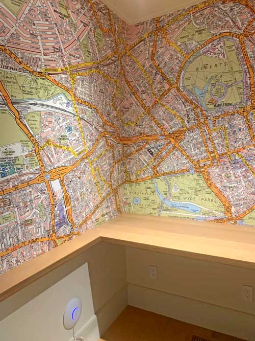 Bedroom Underground Wallpaper Map